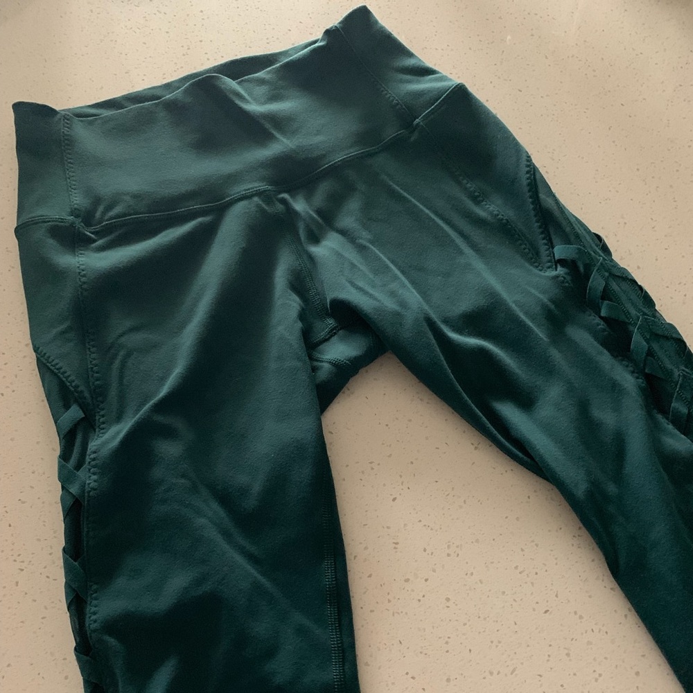 Lulu Lemon Leggings Size 6